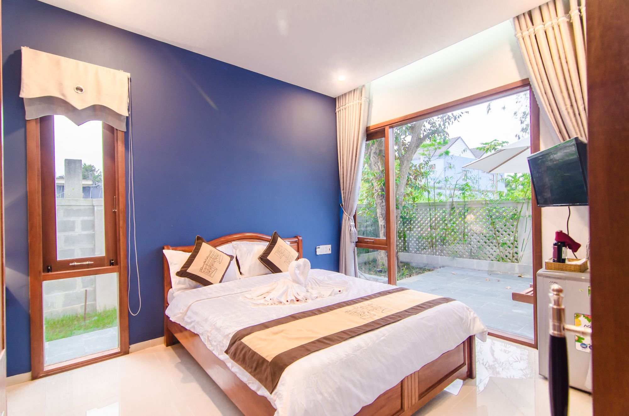 World Hotel 3*