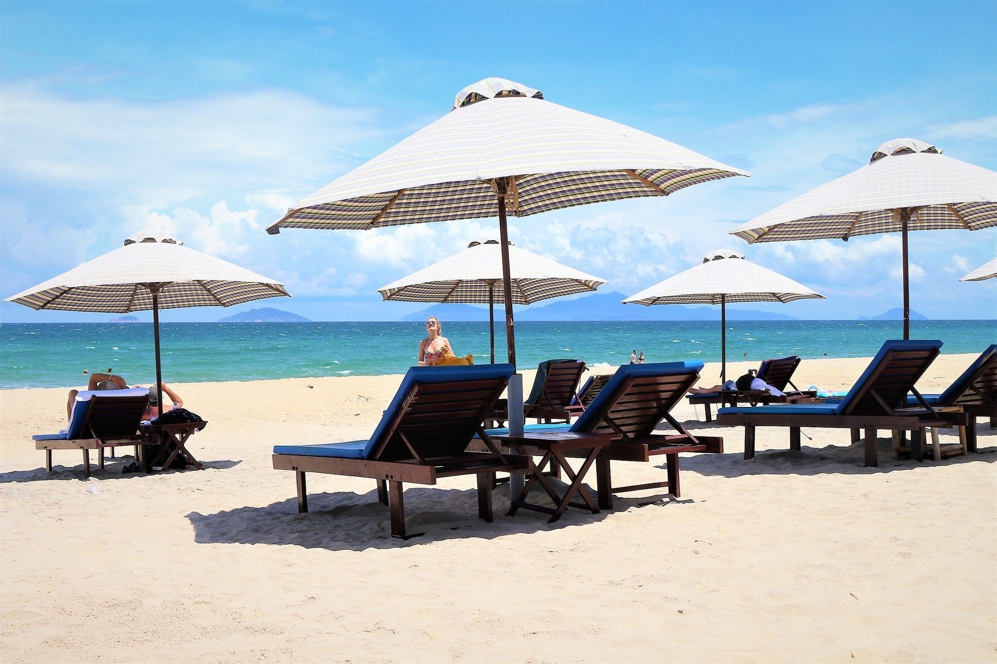 Under The Coconut Tree Hotel