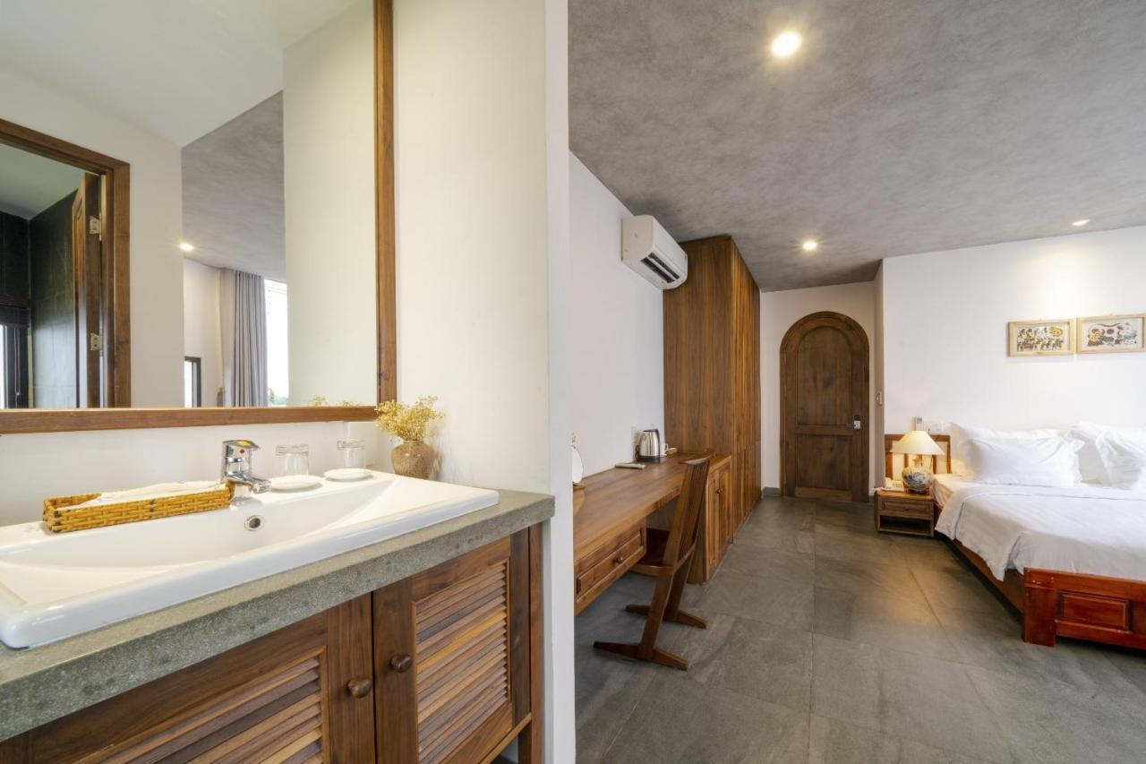 Hotel Serene Riverside 4*