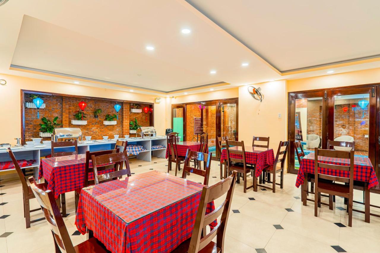 Golden River Hotel 3*
