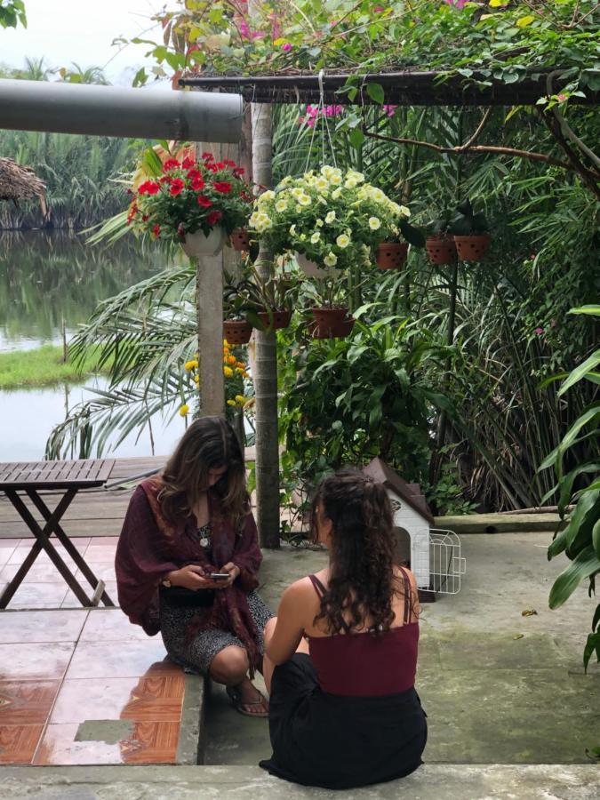 Lakeside Homestay Hội An