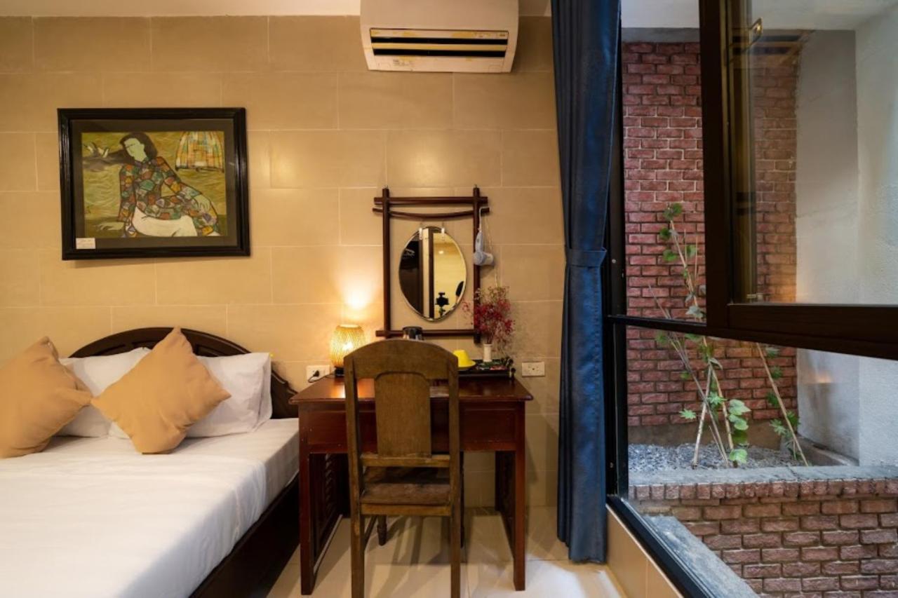 Hostel Tribee Kinh & Bar