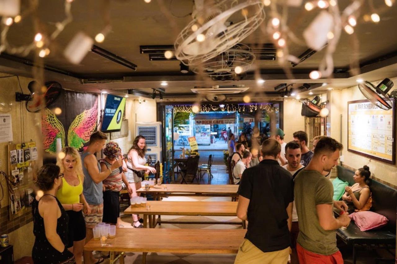 Tribee Kinh & Bar Hostel