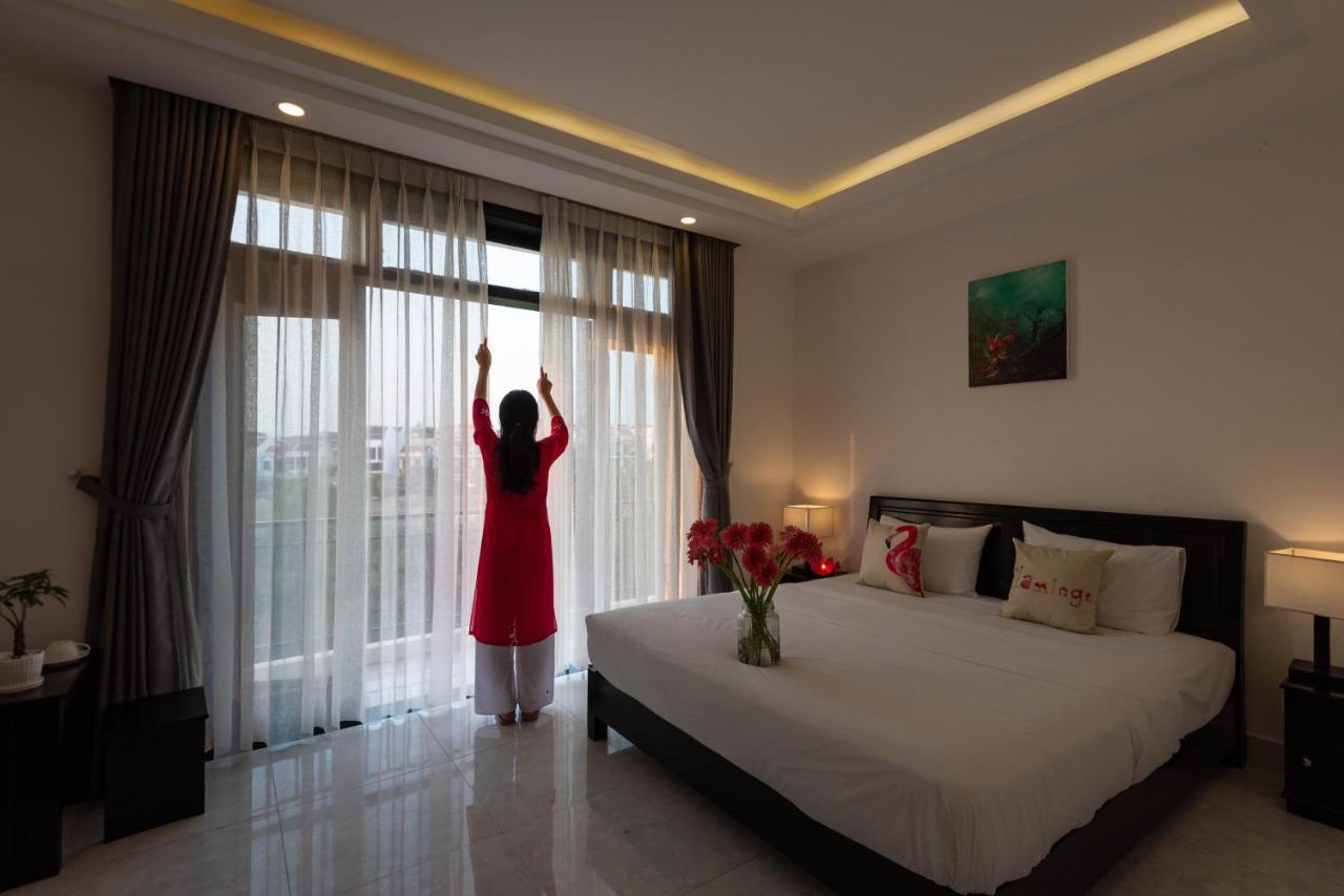 Villa Flamingo - Big With Balcony - Close To Old Town 200m & Temple Bridge - Large Outside Pool For Sun Bathing *