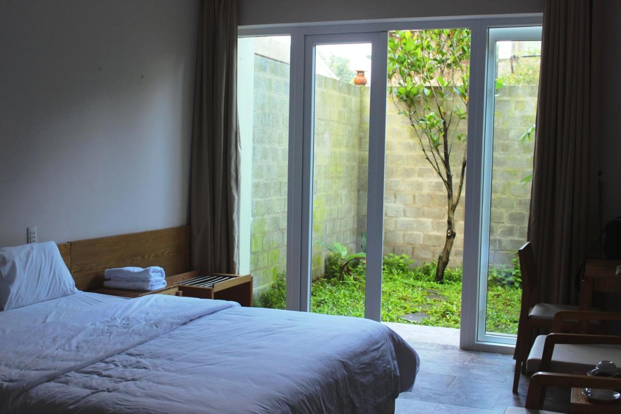 Jolie Homestay *