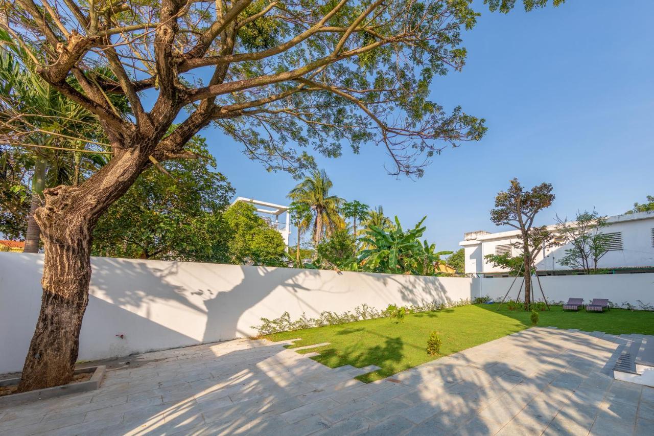 Bespoke Hoian Aparthotel