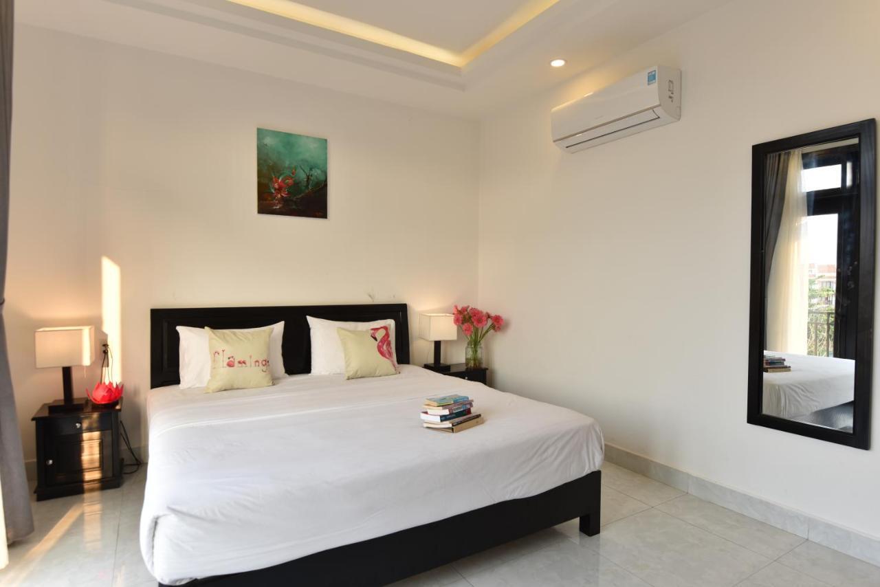 Flamingo - Big With Balcony - Close To Old Town 200m & Temple Bridge - Large Outside Pool For Sun Bathing Villa Hoi An