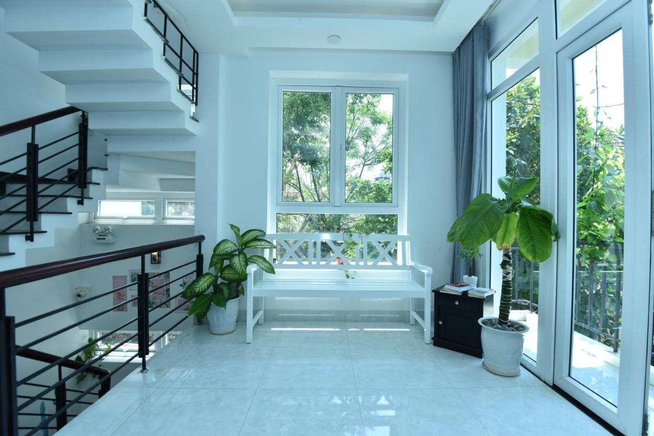 Flamingo - Big With Balcony - Close To Old Town 200m & Temple Bridge - Large Outside Pool For Sun Bathing Villa *