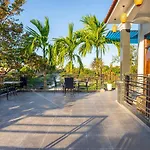 Moon Le Villa