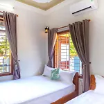 Cong Man Homestay Cham Island