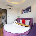Hoang Trinh Hotel
