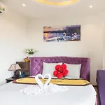 Hoang Trinh Hotel