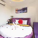 Hoang Trinh Hotel