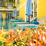 Hanz Triple Riverside Villa Hoi An