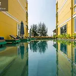 Hanz Triple Riverside Villa Hoi An