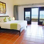 Palm Garden Beach Resort & Spa