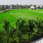 Hoang Y Homestay