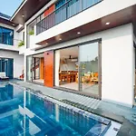 Hola Villa 1 By Ovui
