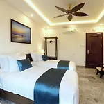 Cilantro Villa