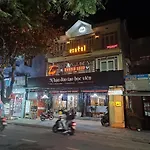 Nha Nghi 218