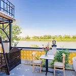 Moon River House