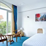 Sam Retreat Villa