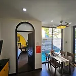 Hoi An Rosie Villa - 2 Bedrooms With Private Pool And Local Hoi An Decor