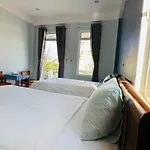 Co Bon Beachside