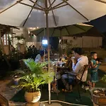 Hoi An Sea Sunset Villa & Bar