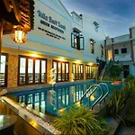 Green Grapefruit Villa