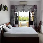 Lakeside Homestay