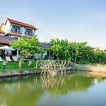 Riverside Impression Villa