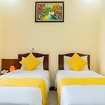 Green Hill Hotel