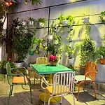 Pearl Beach Homestay