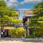 U Maison By Class6
