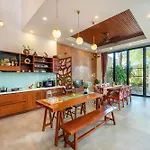 U Maison By Class6