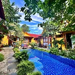 La Belle An Bang Seaside Hideaway