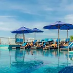 Qualia De Hotel Hoi An - Rooftop Bar City View