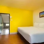 The Cuckoo\'S Nest Hostel And Bar Managed By Hoianese