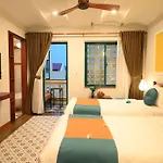 De\'Colore Villa Hoi An