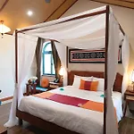 De\'Colore Villa Hoi An