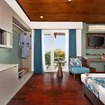 Vinh Hung Riverside Resort & Spa