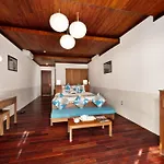 Vinh Hung Riverside Resort & Spa
