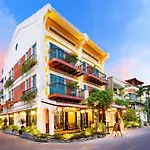 Yzistel Hoi An