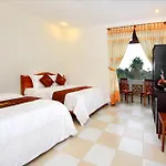 Blue Clouds Homestay