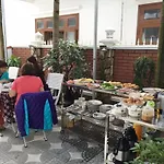 Full House 1 Villa