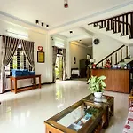 Cherry\'S House