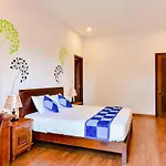 Tra Que Riverside Homestay