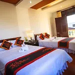 Botanic Beach Homestay