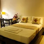 B\'Lan Villa